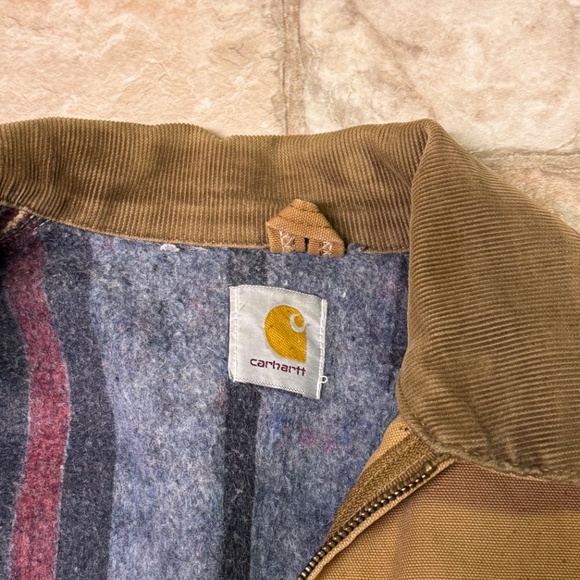 Vintage Carhartt Detroit Jacket – Men’s Medium Rugged Workwear | Classic Canvas - Picture 5 of 15